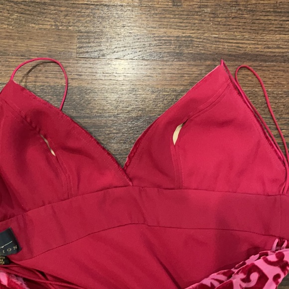 Nicole Miller floral print sexy halter top gown - Picture 12 of 15